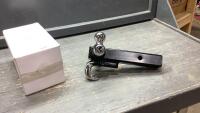 TRI BALL RECEIVER HITCH MOUNT WITH TOW HOOK
