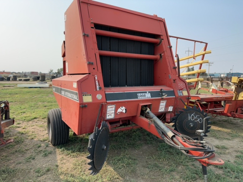 8465 Case International Round Baler