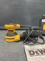 Orbit corded sander