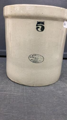 MEDALTA POTTERIES CROCK