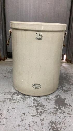 MEDALTA POTTERIES LARGE CROCK