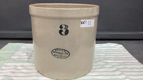 MEDALTA STONEWARE CROCK