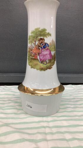 PARBUS VASE