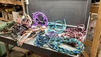 BOX WITH HALTERS + LEADS