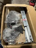 Undermount drawer glides