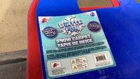 (4) SNOW CARPETS