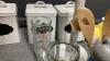 KITCHENWARES - 4