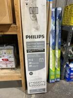 Partial box of Phillips cool white supreme 40 W lightbulbs