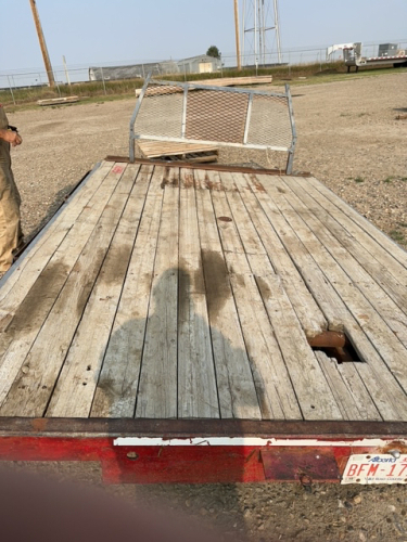 Truck bed, 11 foot, 7 inches X8 feet wide