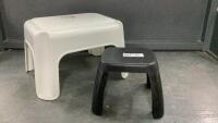 2 STEP STOOLS