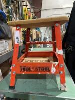 Tool stool