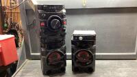LG RADIO /CD PLAYER WITH 2 SPEAKERS, ALPINE CAR STEREO