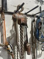 Columbus chain hoist