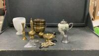 SMALL BOX OF METALWARE