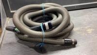 VACUUM HOSE