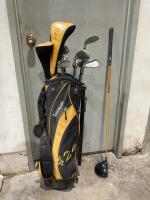 Set of golf clubs in 424 bag