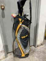 Set of clubs with Wilson bag