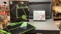 (2) GAMES - RING TOSS SET + GLOW PLAY TABLE TENNIS