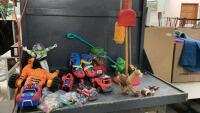 GOOD LIDDED TOTE W/ TOYS