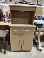 Microwave cabinet