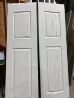 (2) 23&rdquo; closet doors