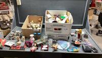 (2) BOXES OF KNICKKNACKS AND MISC COLLECTIBLES