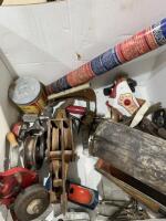Miscellaneous box of antiques