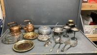 COLLECTION OF METALWARE