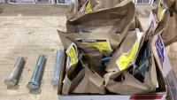 FLAT OF 7/8&rdquo; BOLTS X ASSORTED LENGTHS