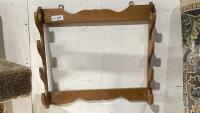 WOOD GUN/FISHING ROD HOLDER - LIGHTER COLOUR