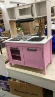 PINK WOOD PLAY KITCHEN