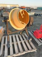 Electric concrete mixer