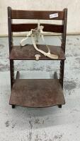 KITCHEN HELPER STEP CHAIR -