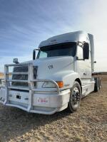 2000 Volvo Road Tractor
