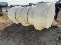 1200 gallon poly water tank
