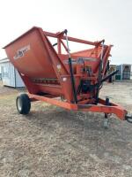 Jiffy bale processor