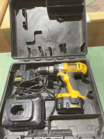 DeWalt 14.4 V cordless drill