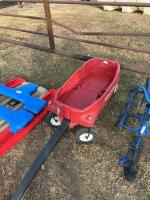 Radio flyer waggon
