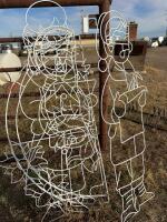 Large wire Christmas caroller frame
