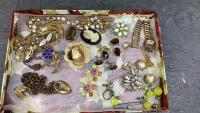 VINTAGE JEWELRY