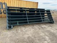 (9) 16 foot tubular livestock panels/bidding per Panels