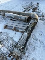 Pumping unit intake pipe