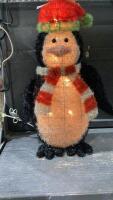 LIGHT UP PENGUIN CHRISTMAS