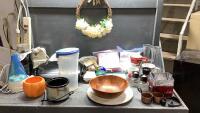 (2)BOXES W/ CAN OPENER, SMALL WARMING POT, VASES, MUG, SERVIETTES