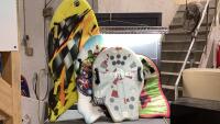 (4) KIDS SNOW RACERS