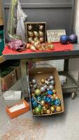 VARIETY OF TREE BALL ORNAMENTS