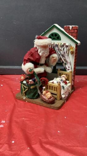 KIRKLAND FABRIC MACHE SANTA BY CHILD
