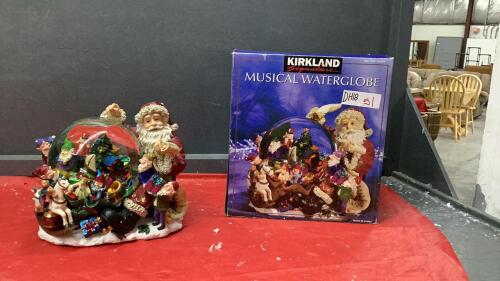 KIRKLAND MUSICAL SNOW GLOBE W/ CONTINOUS BLOWING SNOW