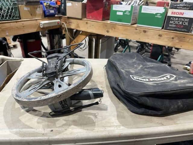 Pro point measuring wheel
