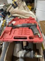 Pneumatic gun